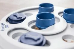 TRIXIE Hundespielzeug Dog Activity Strategiespiel "Flip & Fun" -Haustierzubehör Verkäufe 2024 390108cba445b832c28d512f9674d993 spiel3