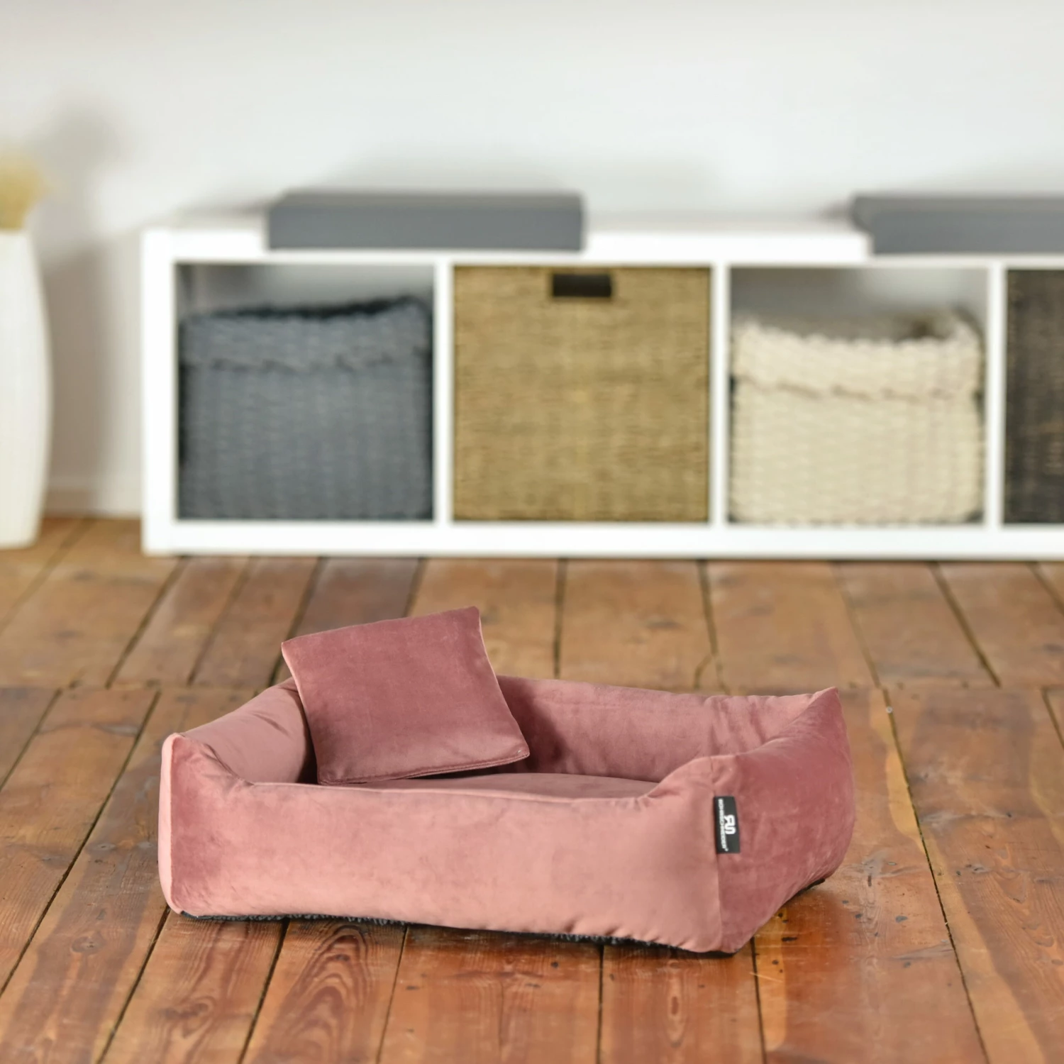SILVIO DESIGN Kuschelsofa Samt 90x65x22cm In Rose 4 SILVIO DESIGN Kuschelsofa Samt 90x65x22cm In Rose – Bild 2